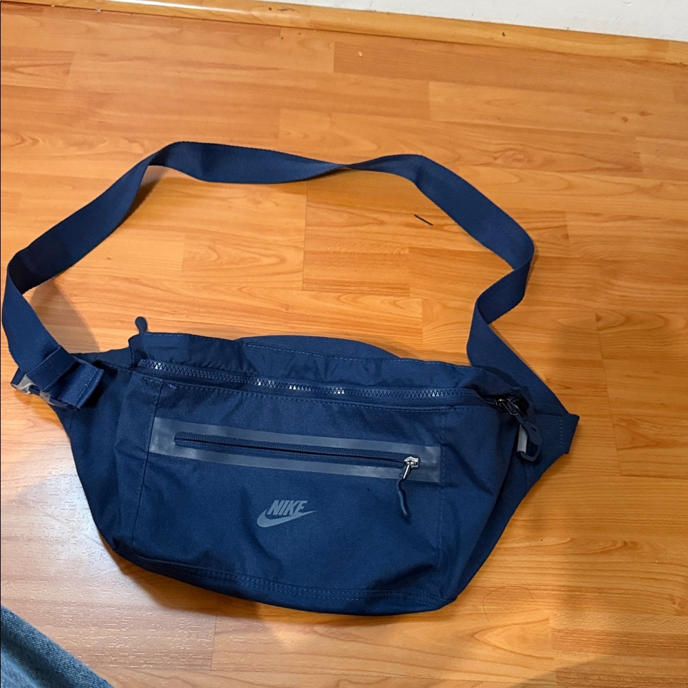 Blue Nike Fanny pack for men size L